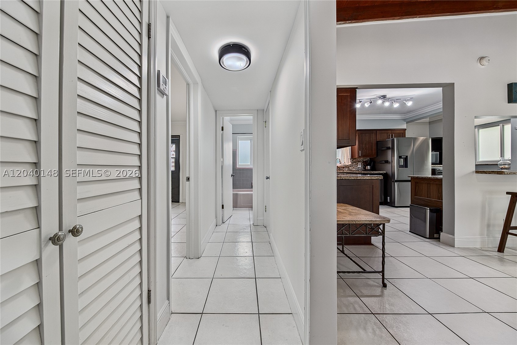 LAUDERDALE BY THE SEA - Residential Income
