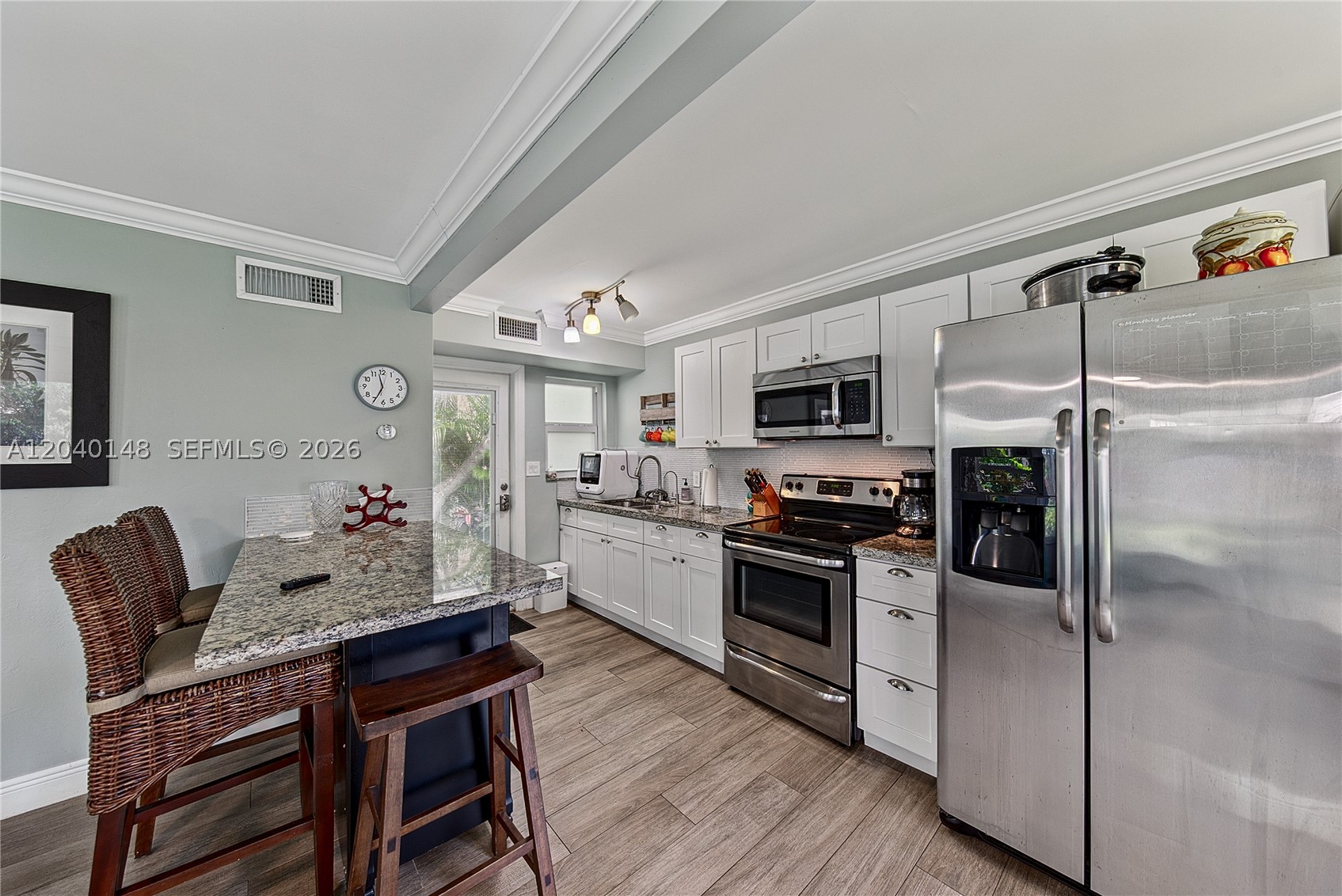 LAUDERDALE BY THE SEA - Residential Income