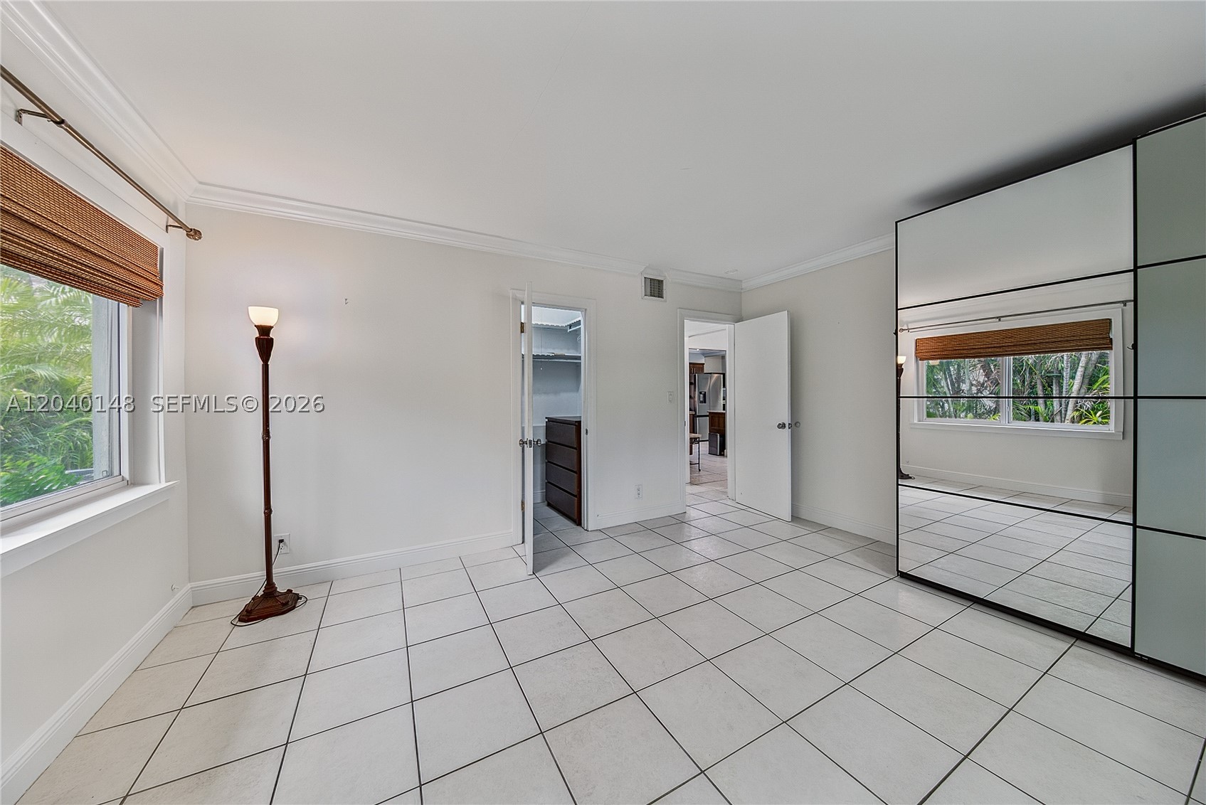 LAUDERDALE BY THE SEA - Residential Income
