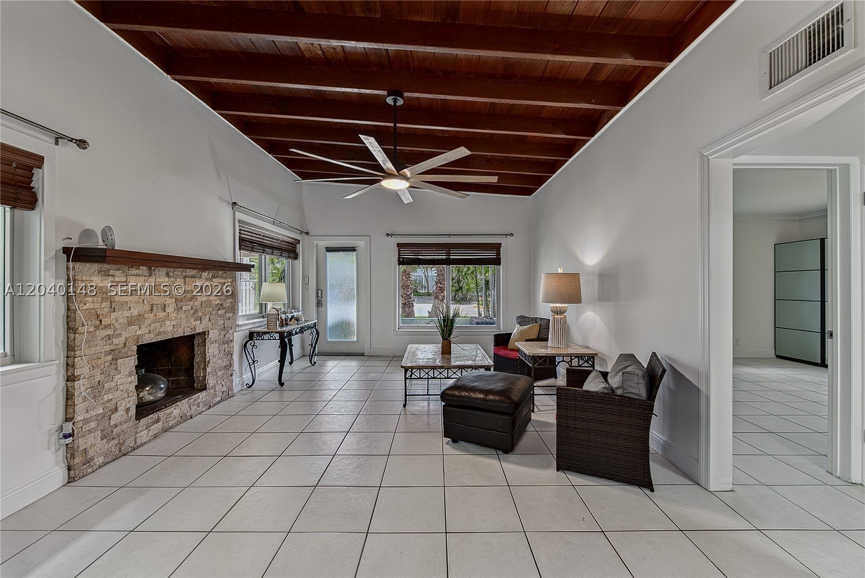LAUDERDALE BY THE SEA - Residential Income