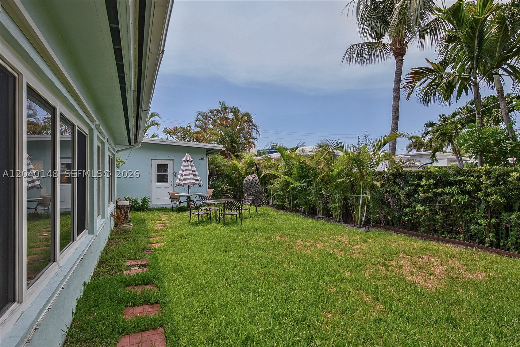 LAUDERDALE BY THE SEA - Residential Income