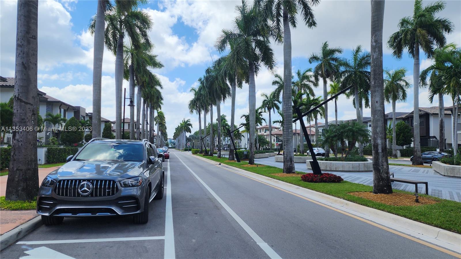 DOWNTOWN DORAL SOUTH PHAS - Residential Lease