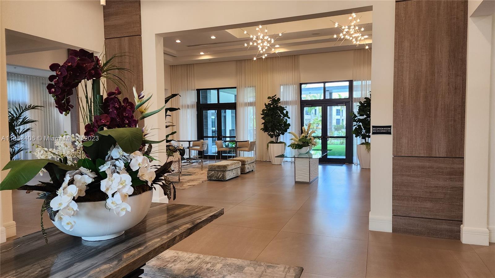 DOWNTOWN DORAL SOUTH PHAS - Residential Lease