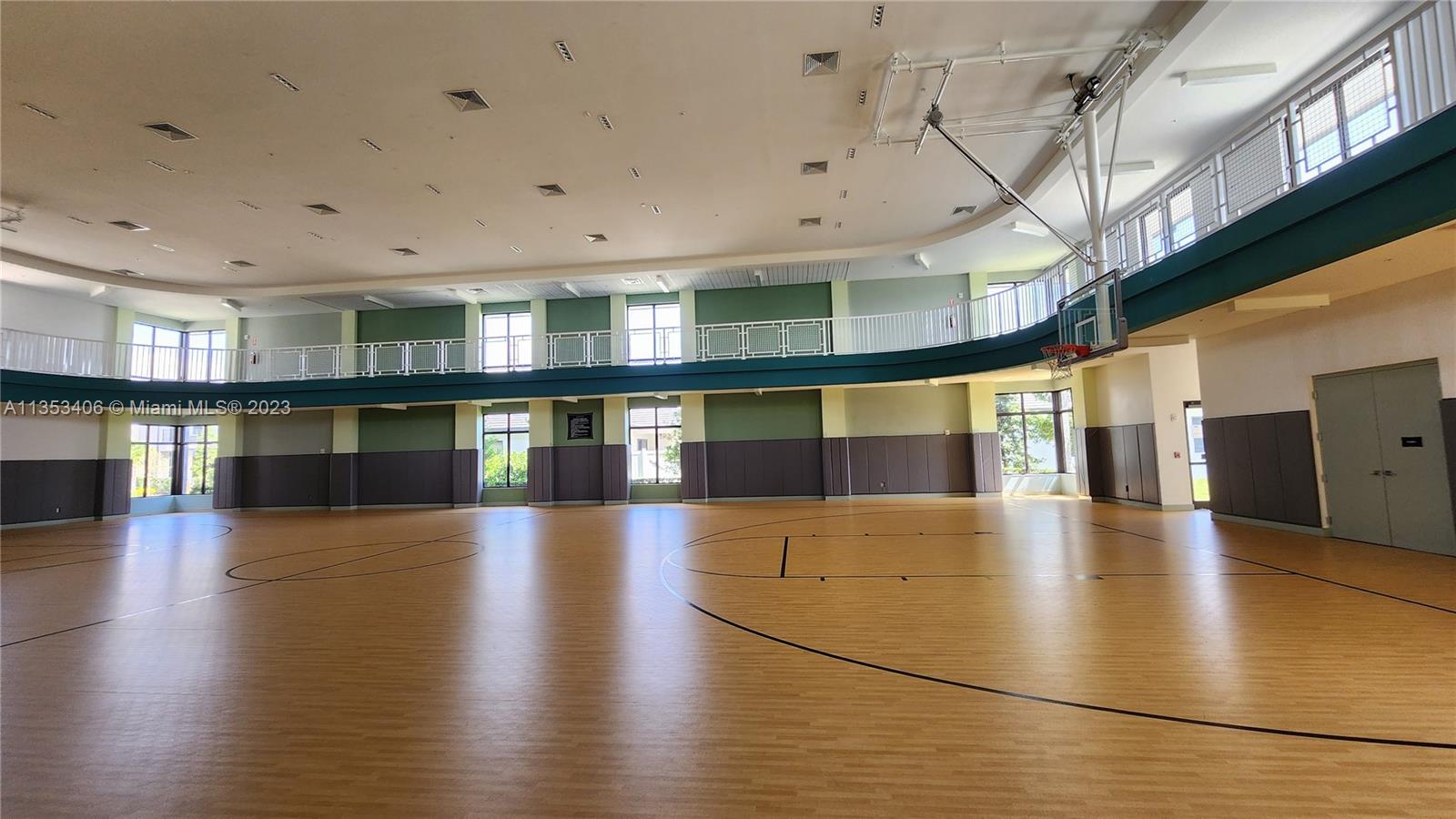 DOWNTOWN DORAL SOUTH PHAS - Residential Lease
