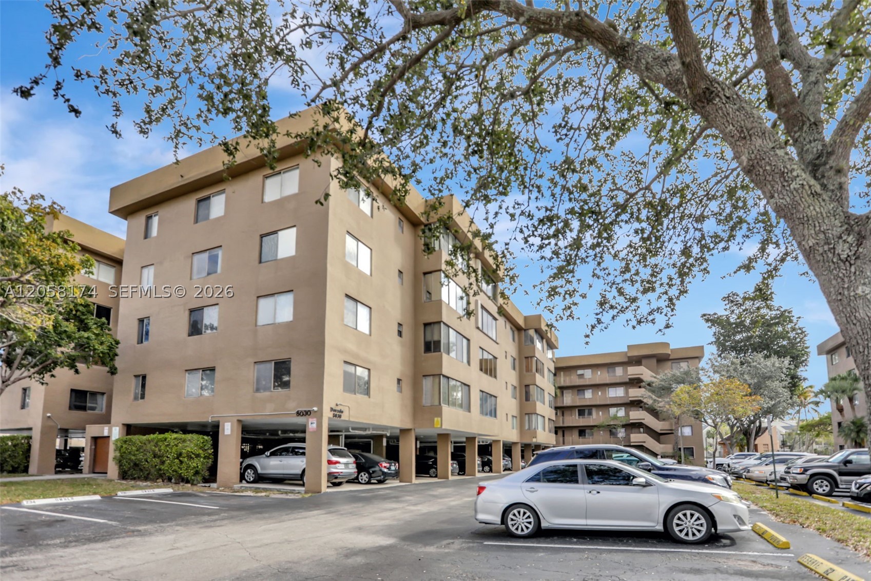 DORADO AT HAMPTONS WEST - Residential