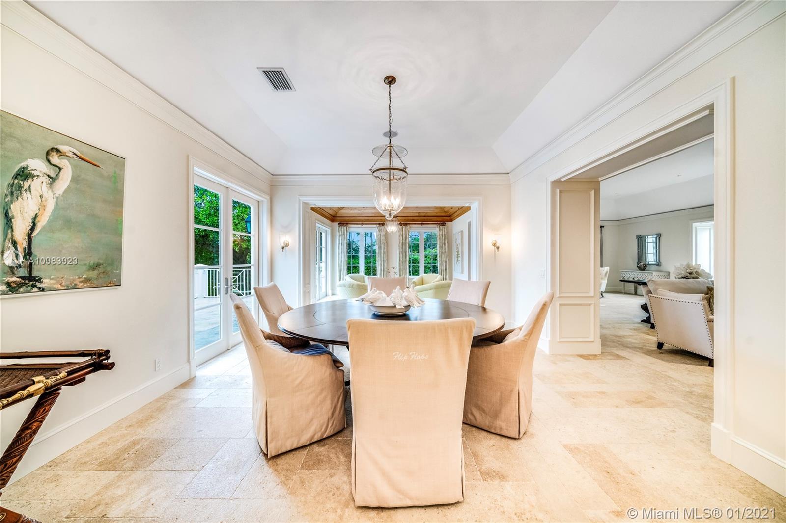 MC LOUTH - Residential