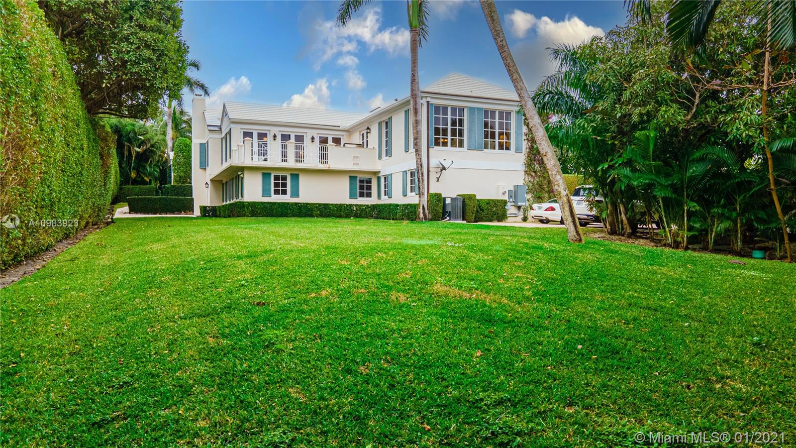 MC LOUTH - Residential