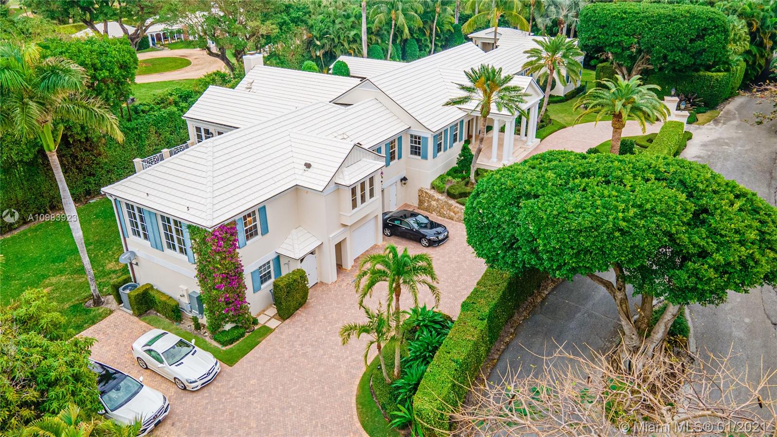 MC LOUTH - Residential