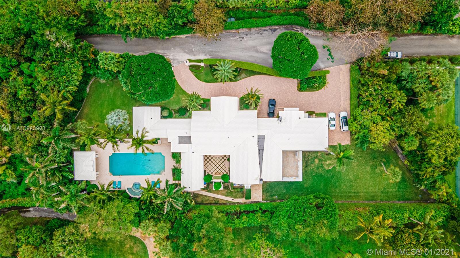 MC LOUTH - Residential