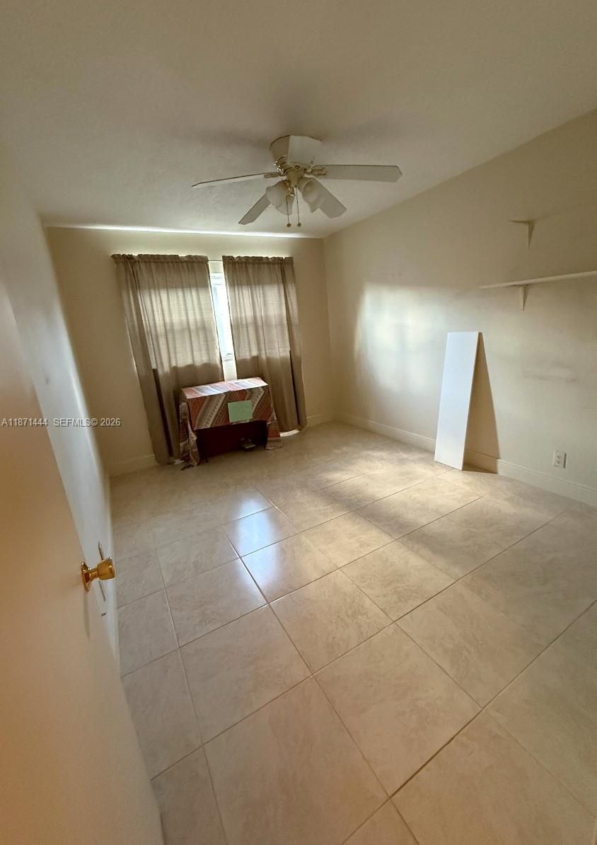 KINGS WAY CONDO APTS 1 IN - Residential