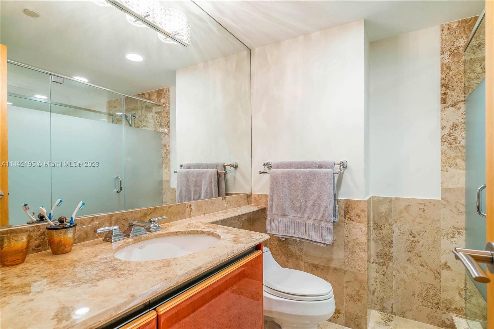 IL VILLAGGIO ON SOUTH BEA - Residential