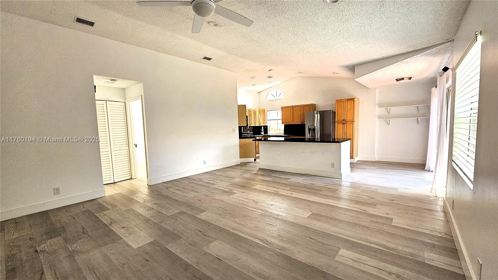 COUNTRY ISLES GARDEN HOMES - Residential Lease