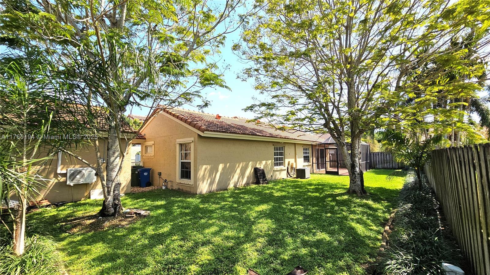 COUNTRY ISLES GARDEN HOMES - Residential Lease