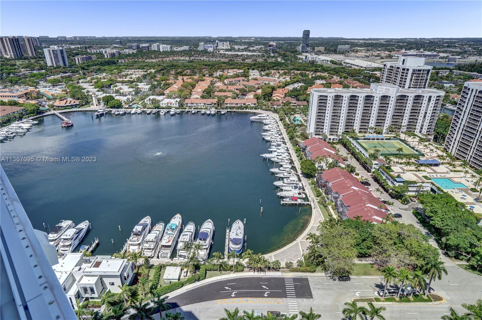 SOUTH TOWER AT THE POINT - Residential