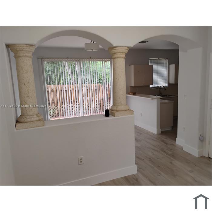 SHOMA TOWNHOMES AT KEYSCO - Residential Lease