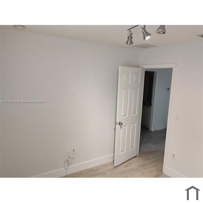 SHOMA TOWNHOMES AT KEYSCO - Residential Lease