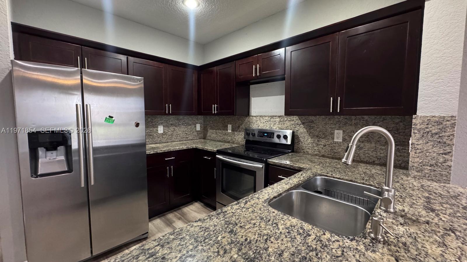 KINGS POINT COMMERCIAL PA - Residential