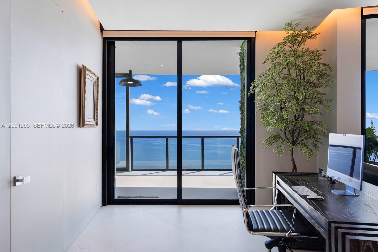18555 COLLINS AVENUE COND - Residential