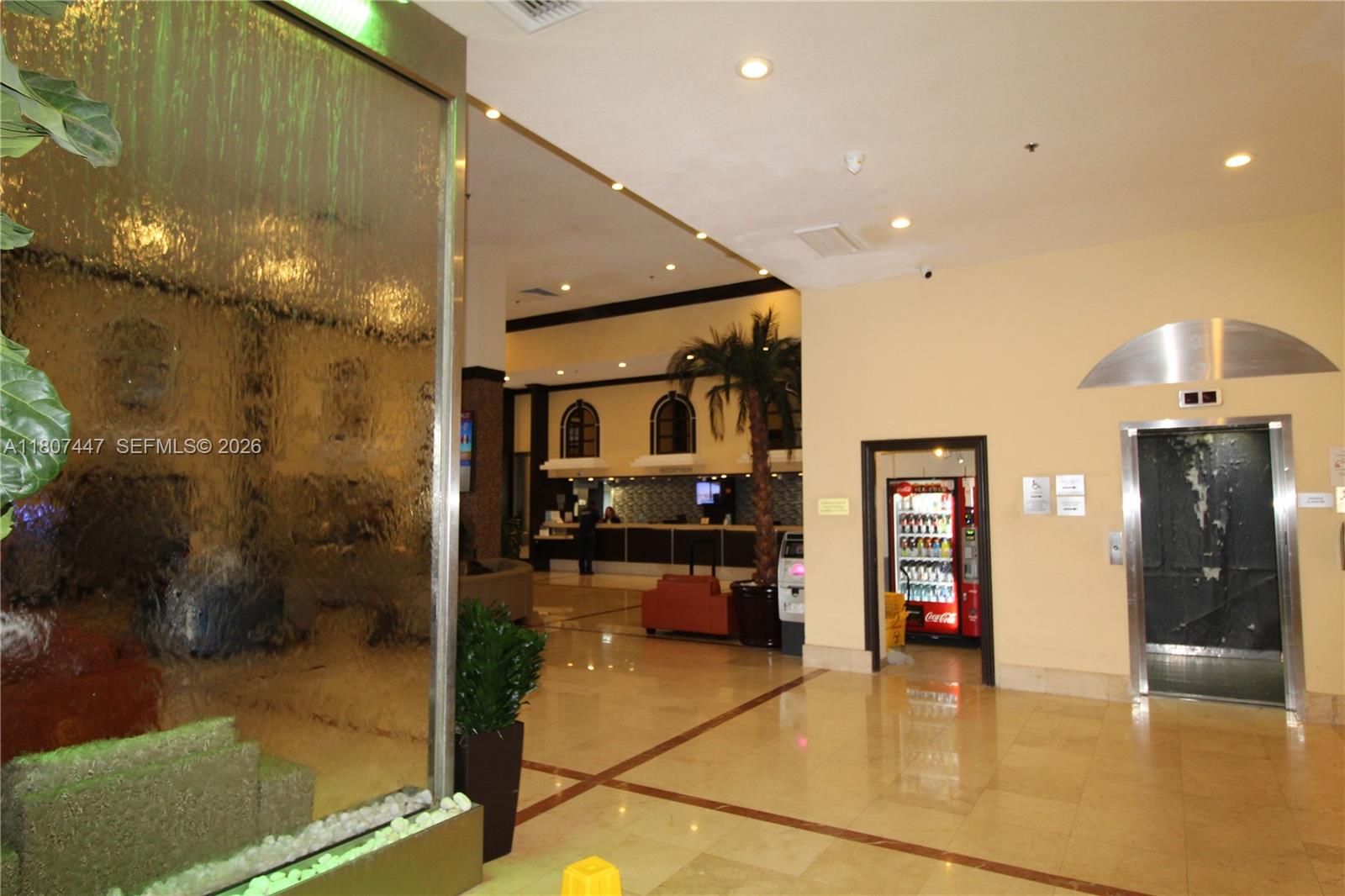 THE AVENTURA BEACH CLUB C - Residential