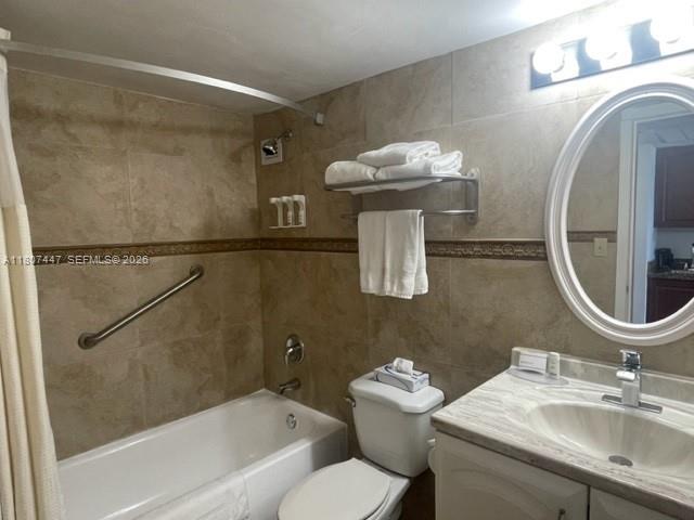 THE AVENTURA BEACH CLUB C - Residential