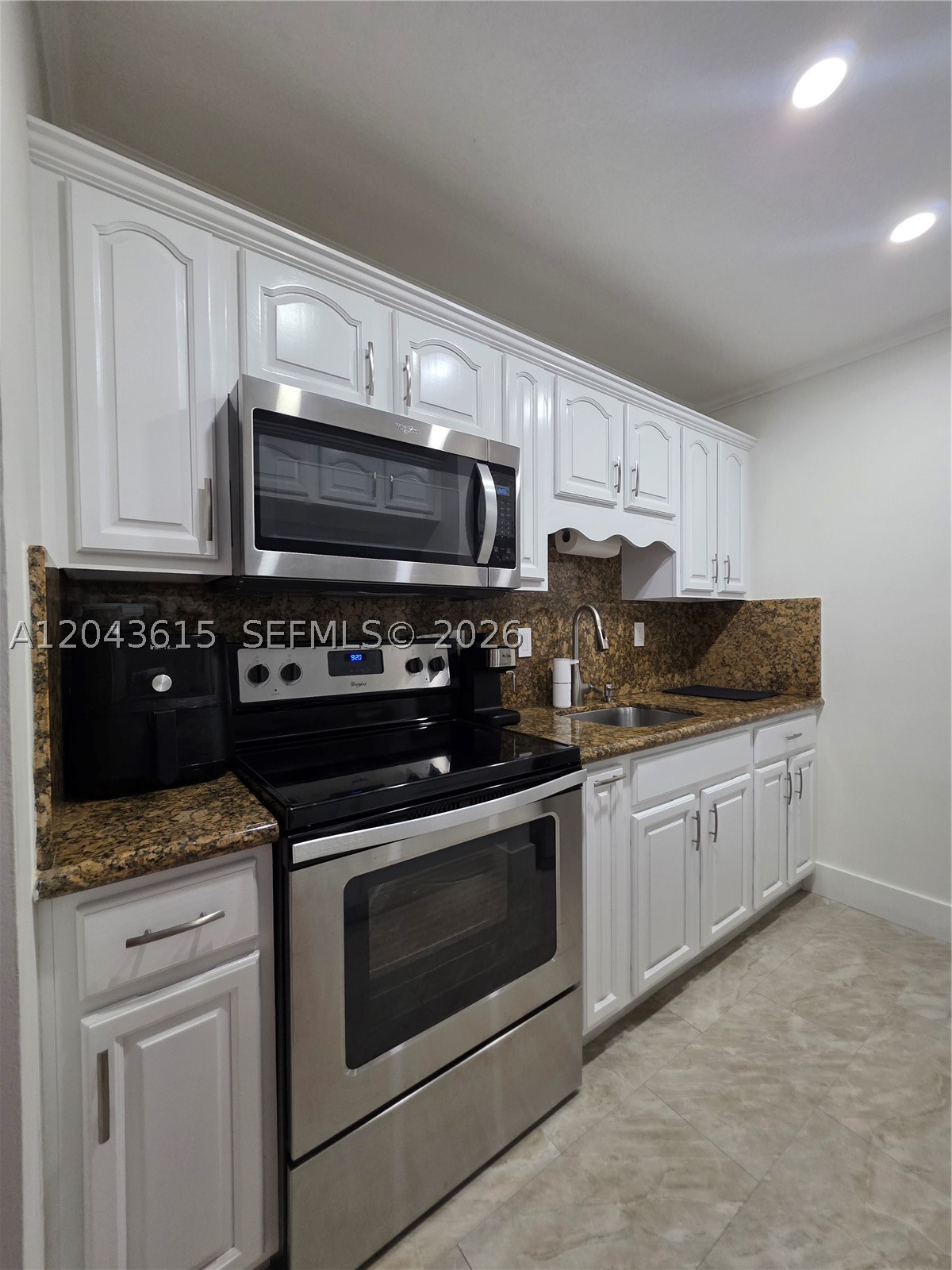 WESTLAND SOUTH CONDO - Residential