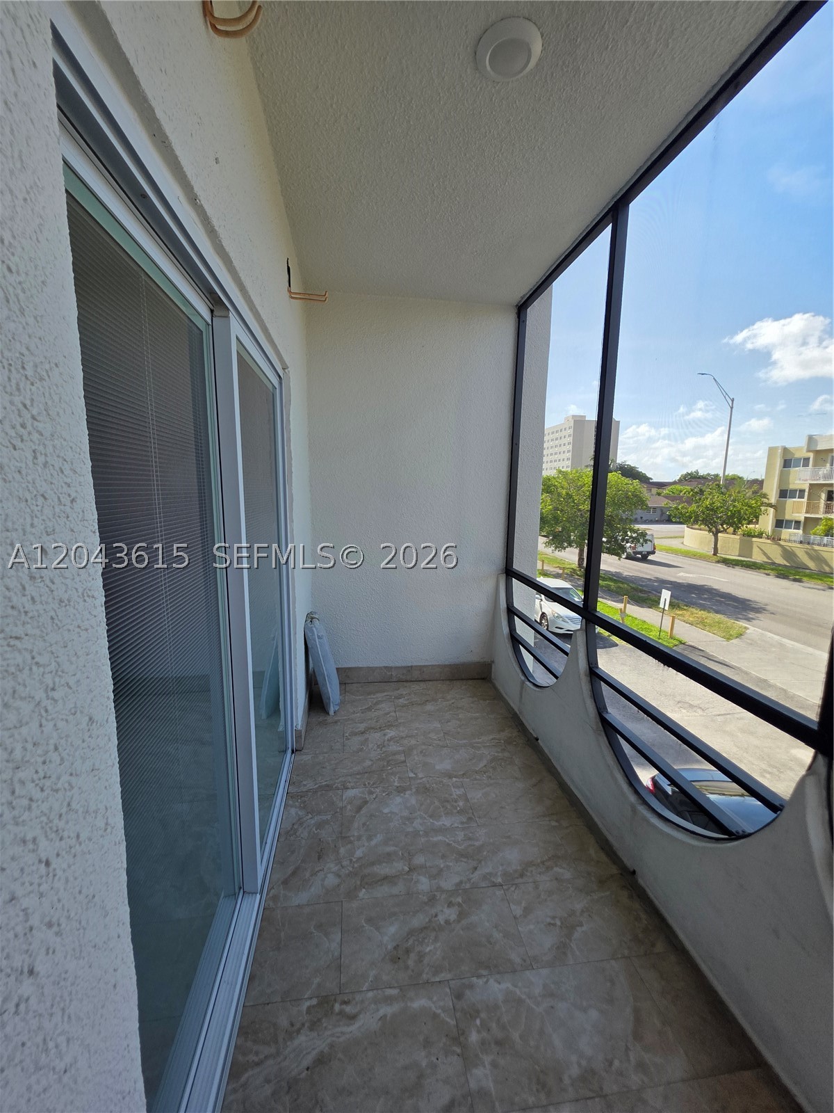 WESTLAND SOUTH CONDO - Residential