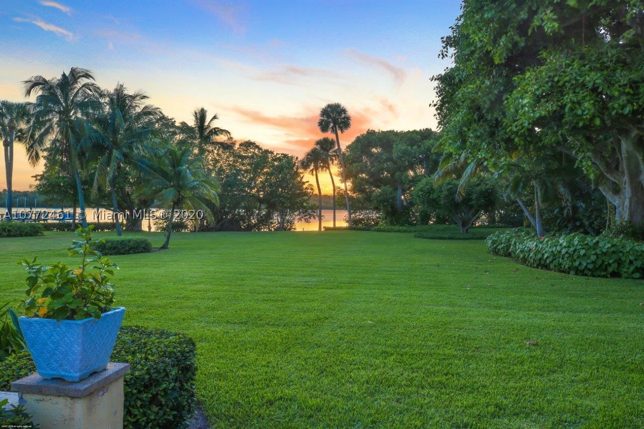 JUPITER ISLAND - Residential