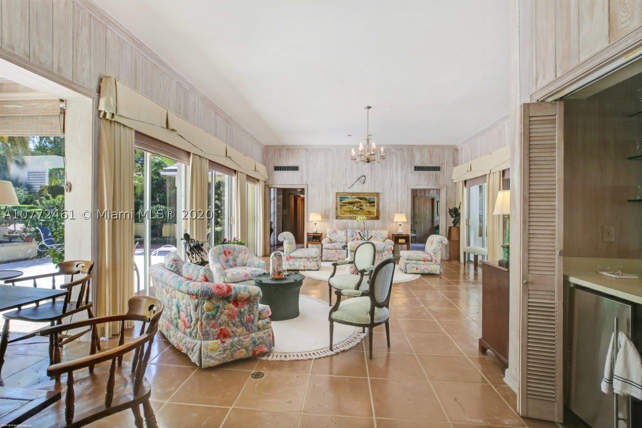 JUPITER ISLAND - Residential