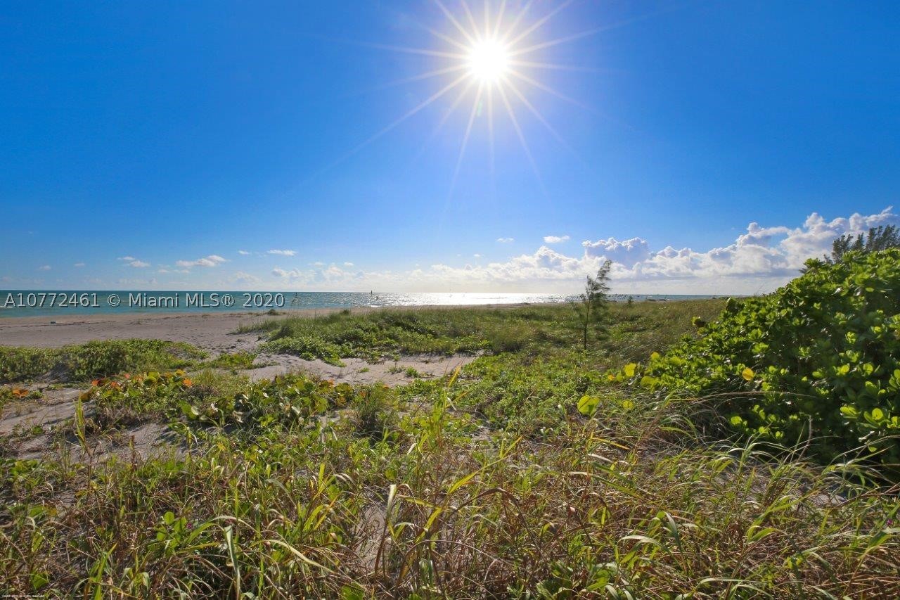 JUPITER ISLAND - Residential