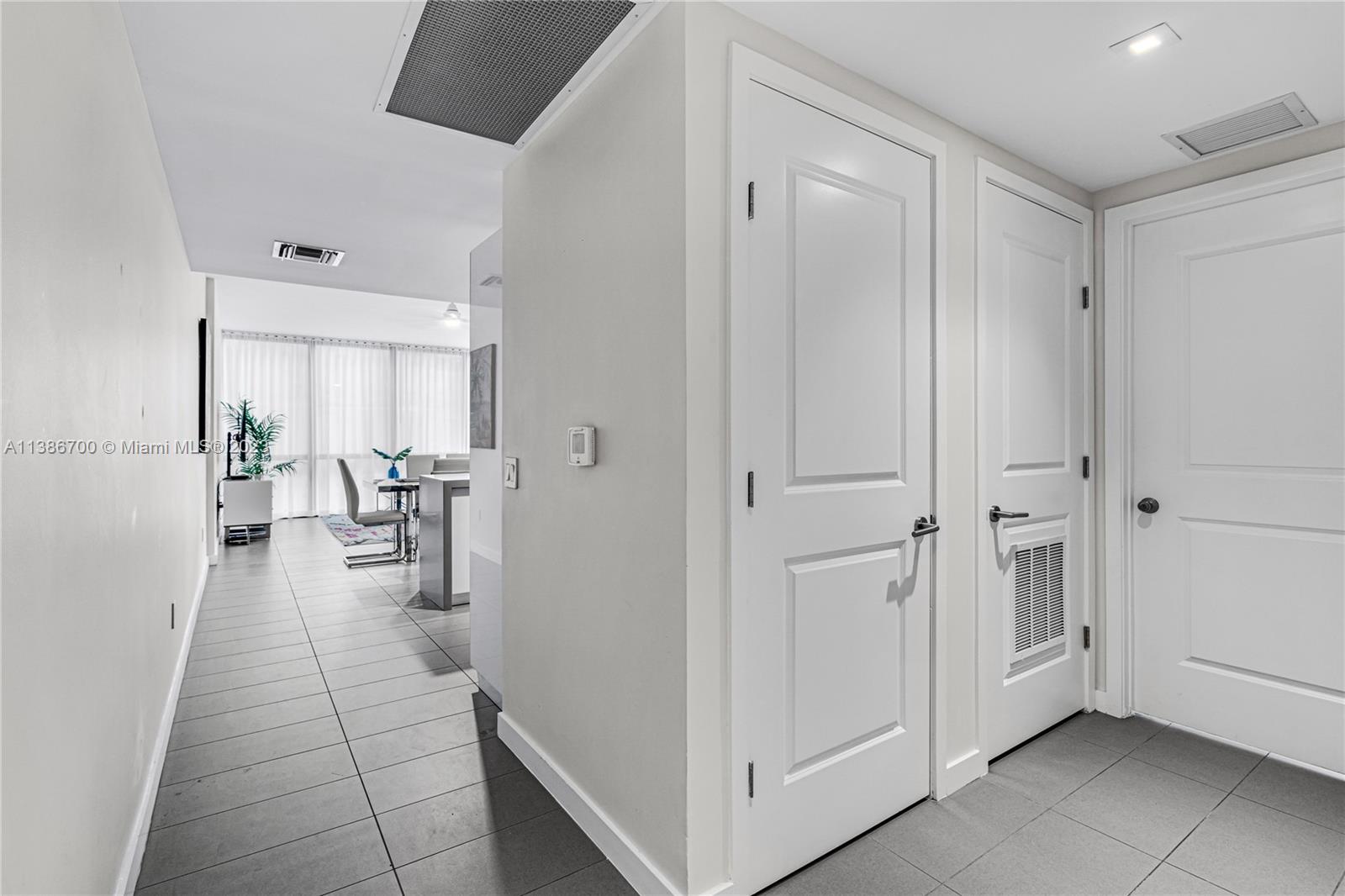 CANVAS CONDO - Residential Lease