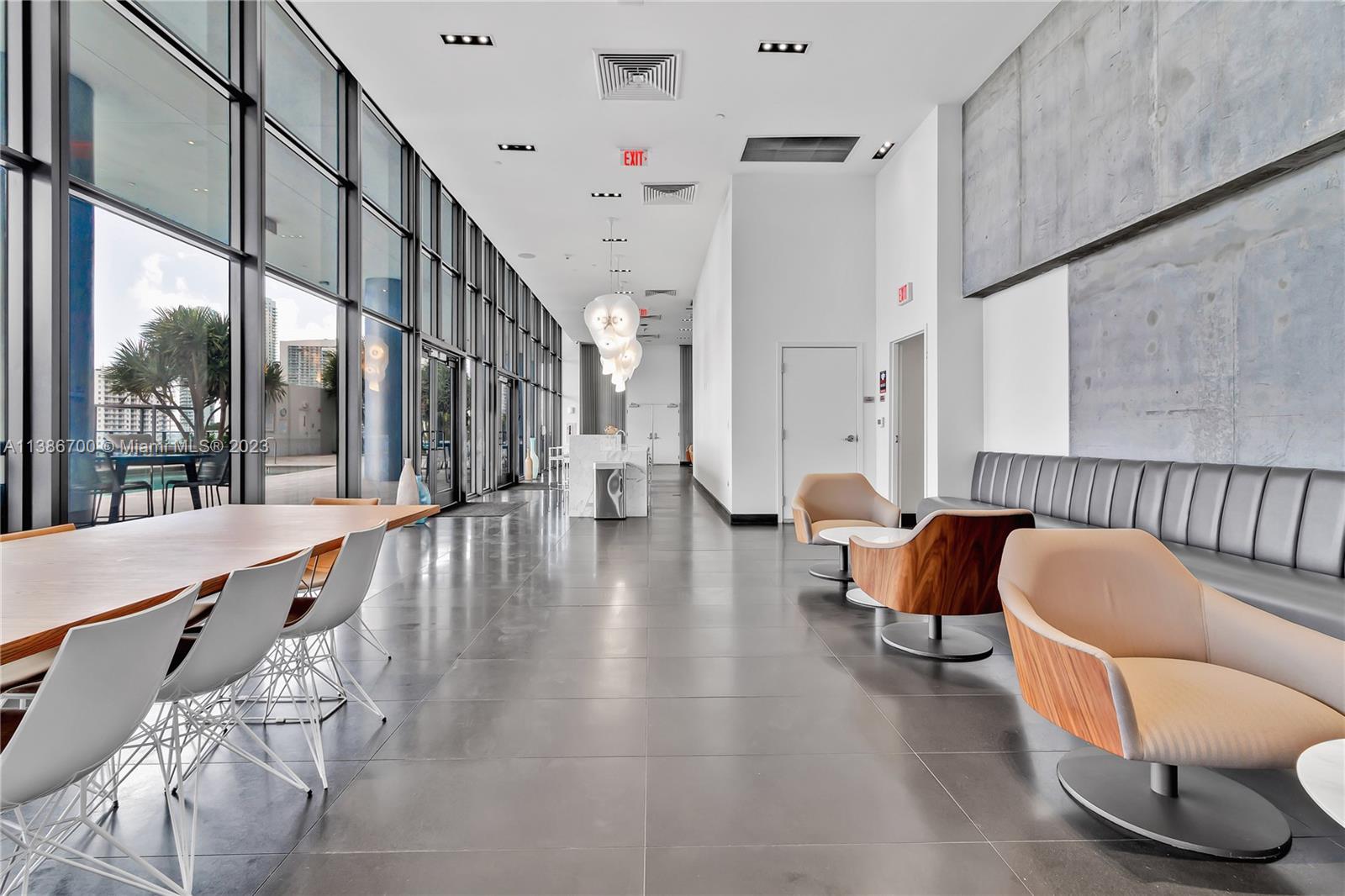 CANVAS CONDO - Residential Lease