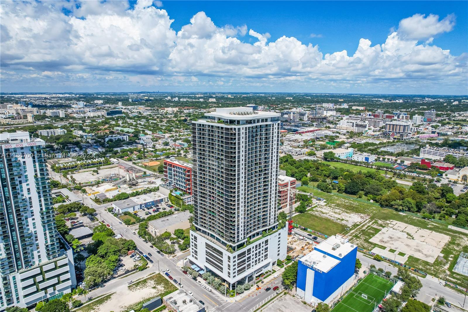 CANVAS CONDO - Residential Lease