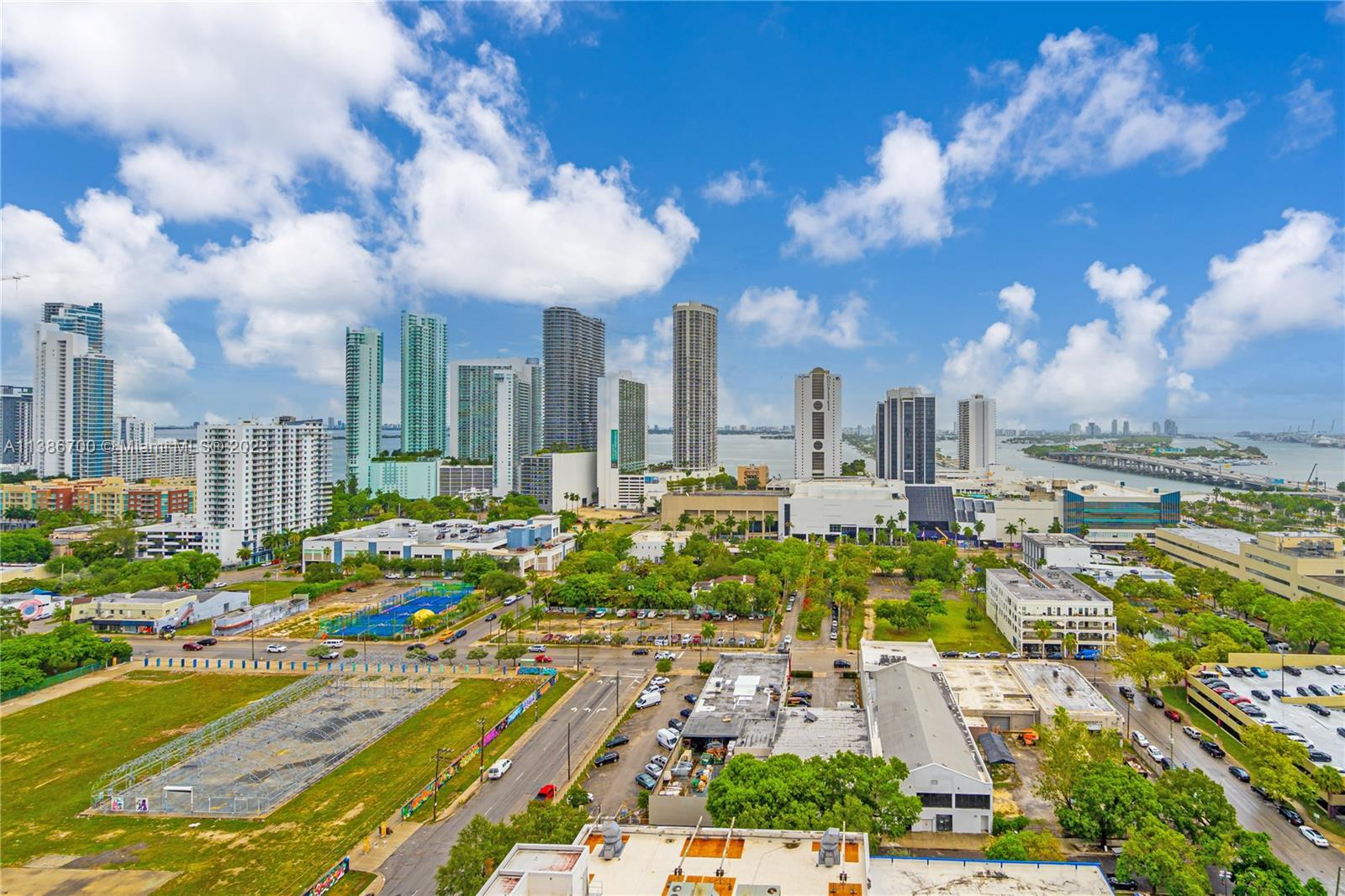 LOCATION, VIEWS, AMENITIES!!! Find everything you need for the best experience in central Miami in this fully furnished and equipped condo. This corner unit offers more space than other models in the building. City and water views from each window. The top-of-the-line amenities will make you feel like you are living a resort-style experience, with three pools, a fully equipped gym, a movie theater, a racquetball court, massage room, yoga room, and more. Close access to major roads and the city's best entertainment, like shopping and fancy restaurants within walking distance from home. The Metro mover station is right next to the building, so car use will be optional. THIS CONDO IS AVAILABLE FOR A MINIMUM OF 25 DAYS LEASE TO A YEAR.