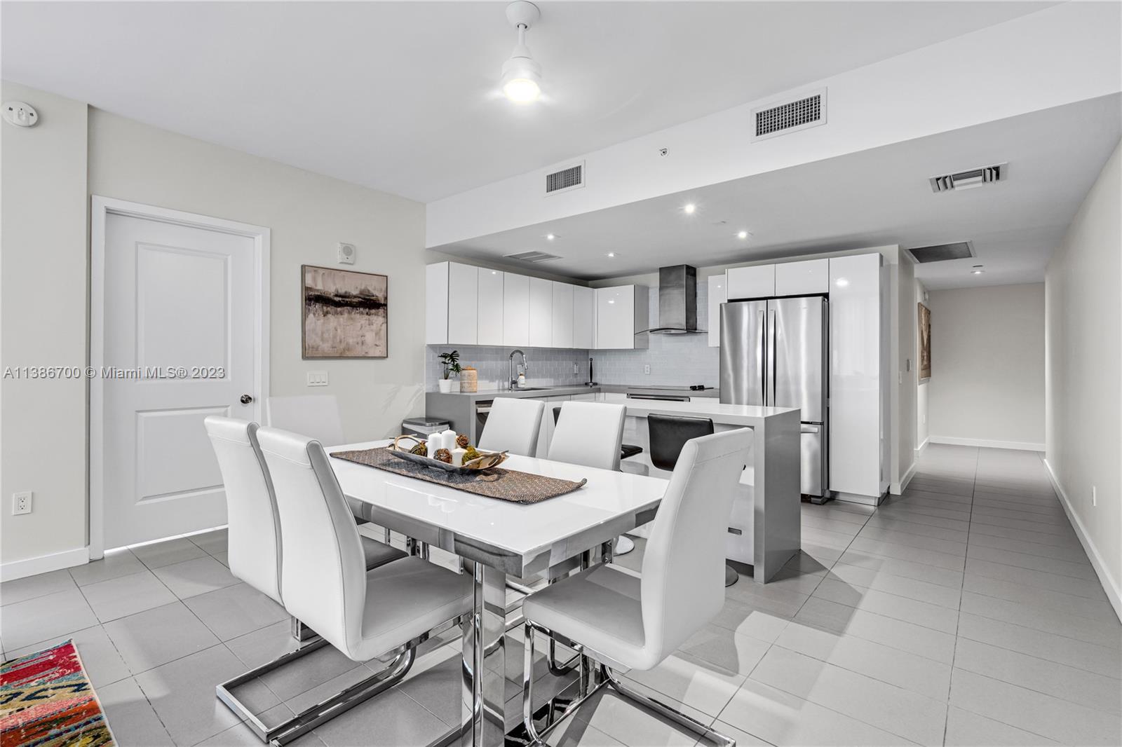 CANVAS CONDO - Residential Lease