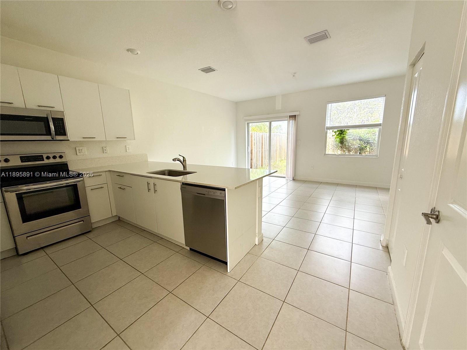 GOLF PARK SEC 1 - Residential