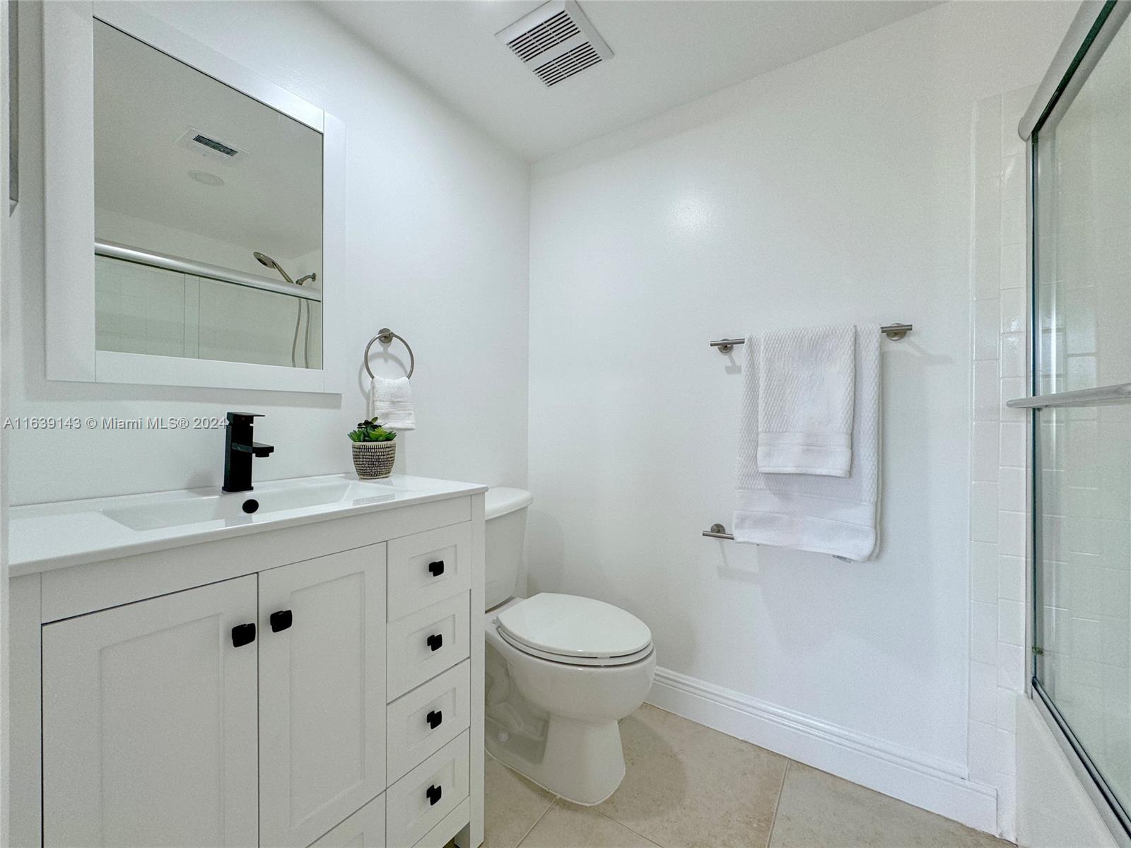 SUN VISTA GARDENS CONDO - Residential Lease