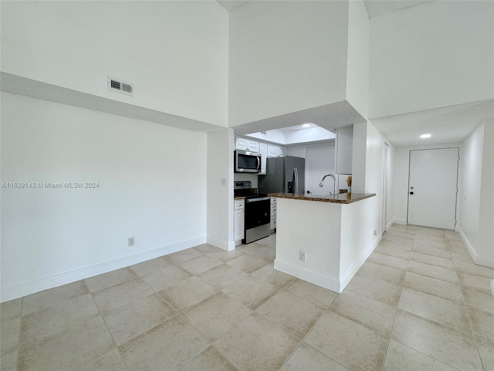 SUN VISTA GARDENS CONDO - Residential Lease