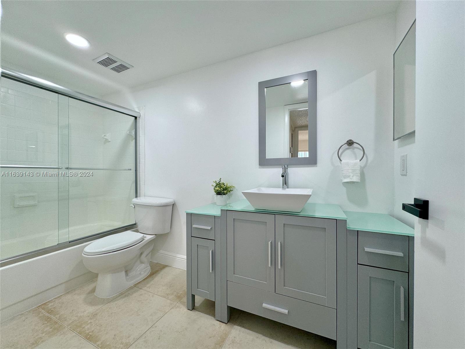 SUN VISTA GARDENS CONDO - Residential Lease
