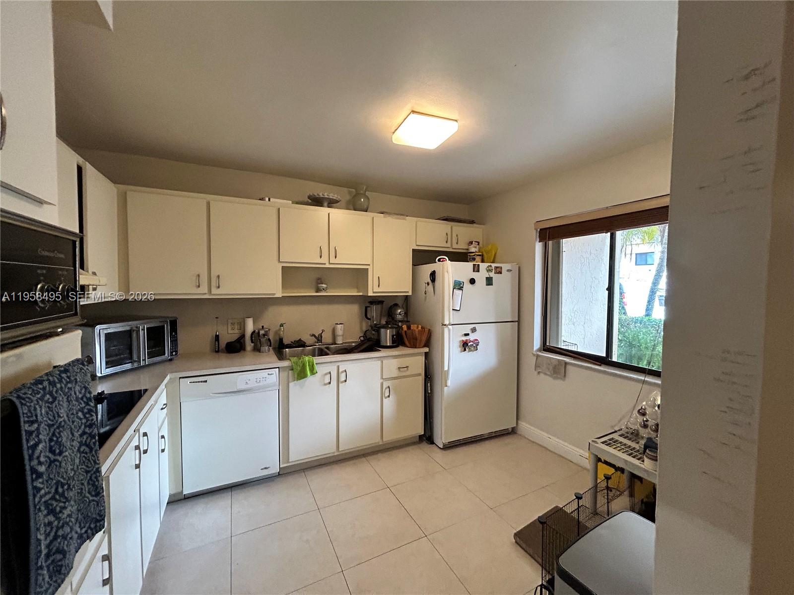 GARDENS AT BONAVENTURE 14 - Residential