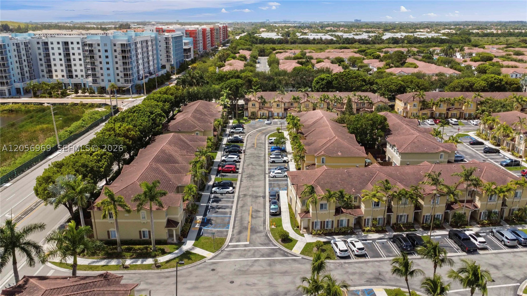 LEEWARD AT ISLANDS AT DOR - Residential