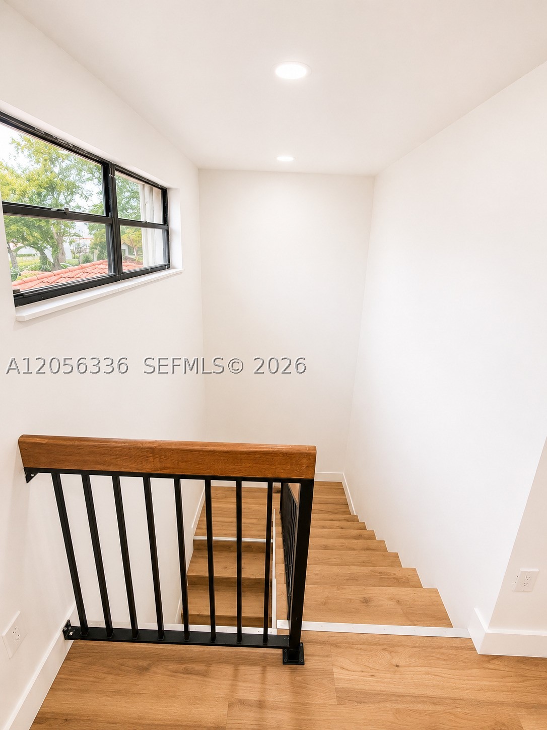 THE MOORS TOWNHOUSES - Residential