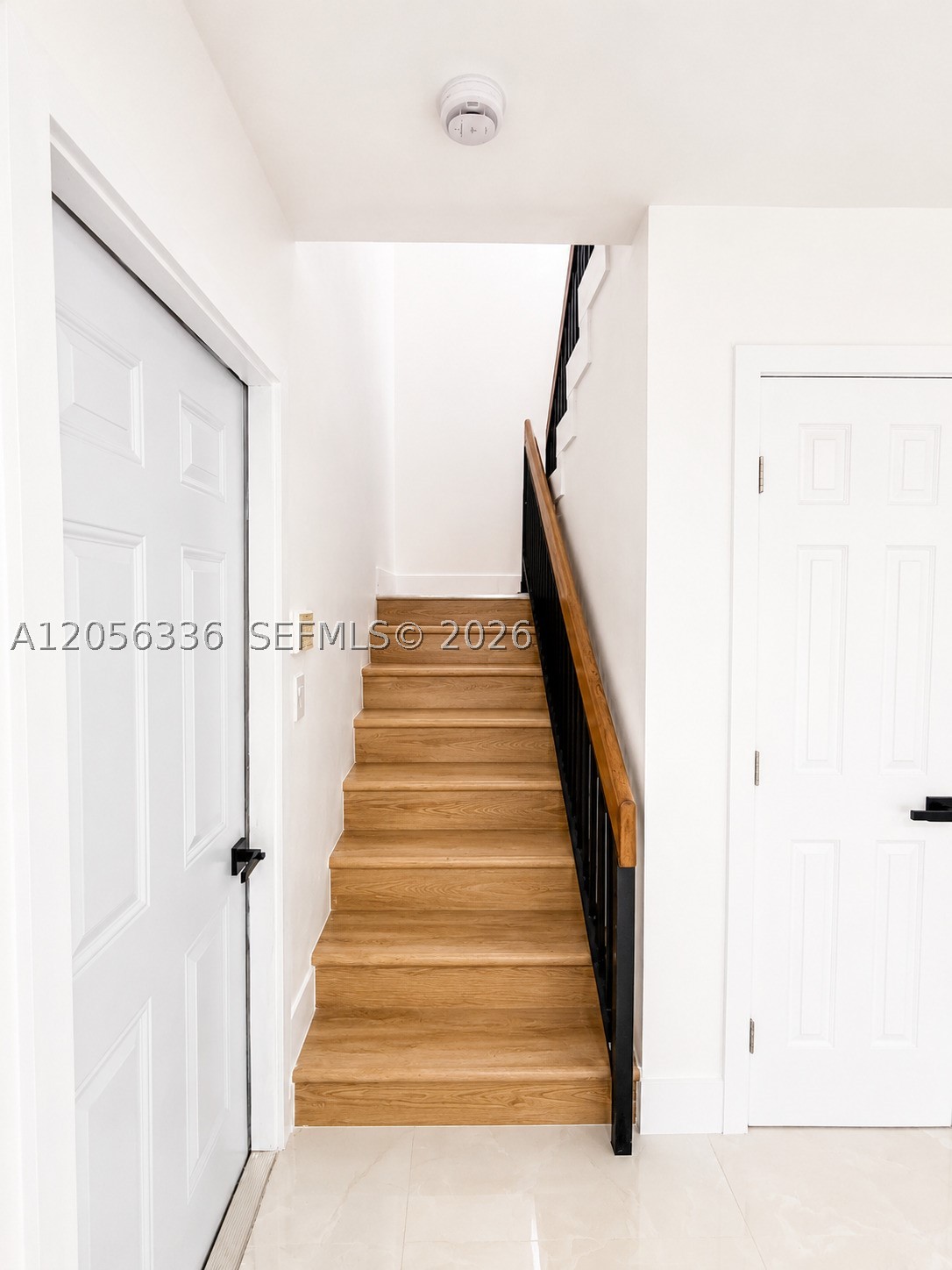 THE MOORS TOWNHOUSES - Residential