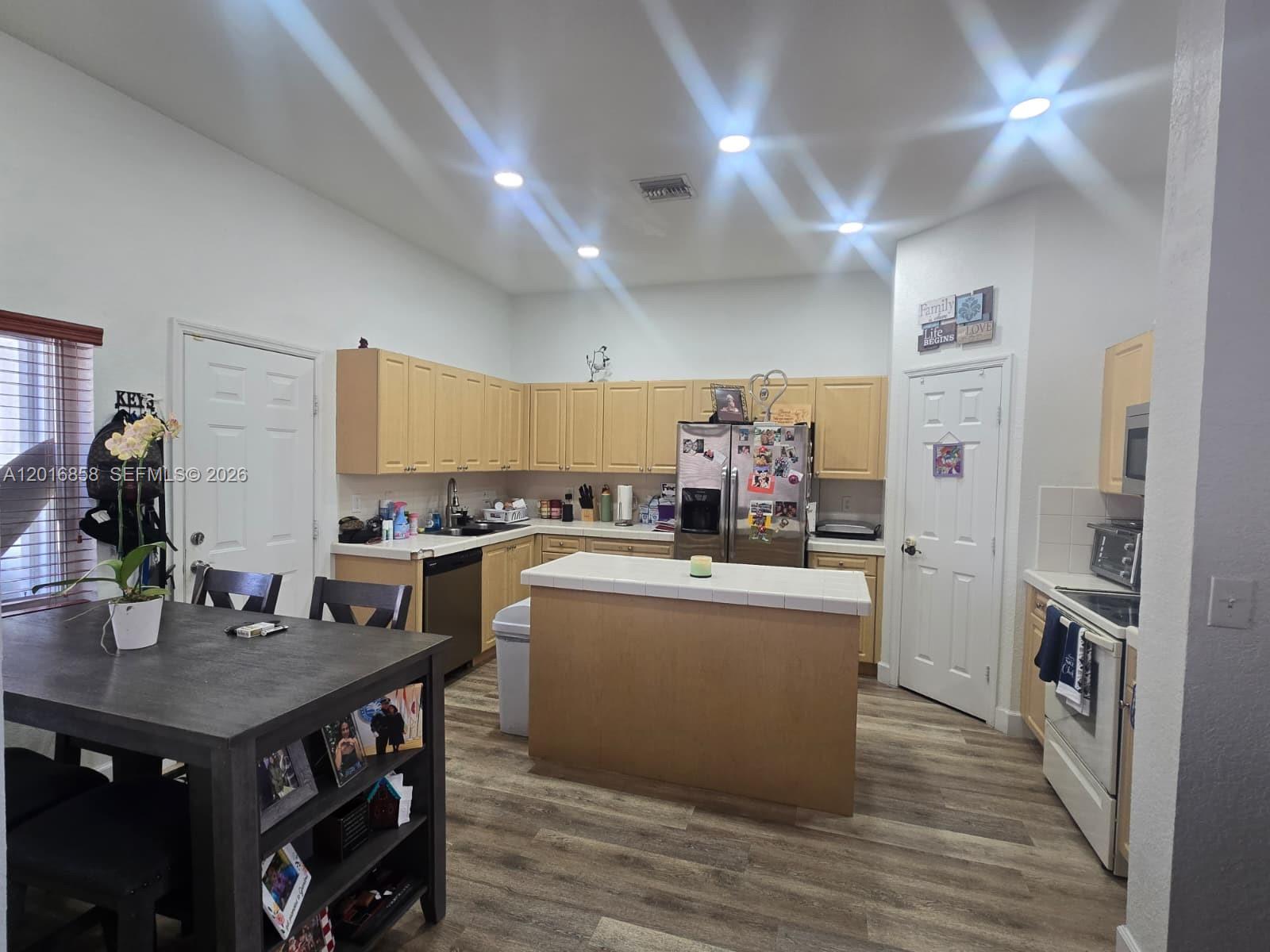 TOWNGATE NORTH - Residential