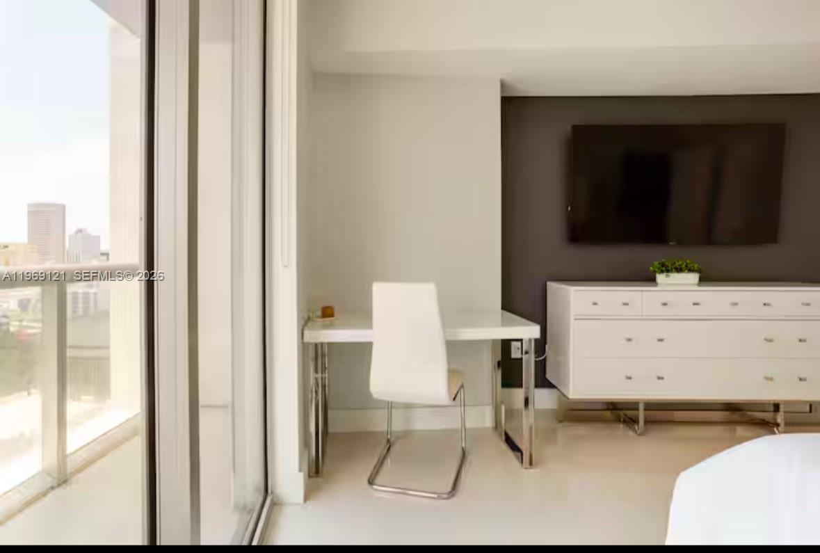 ICON BRICKELL CONDO NO 3 - Residential Lease