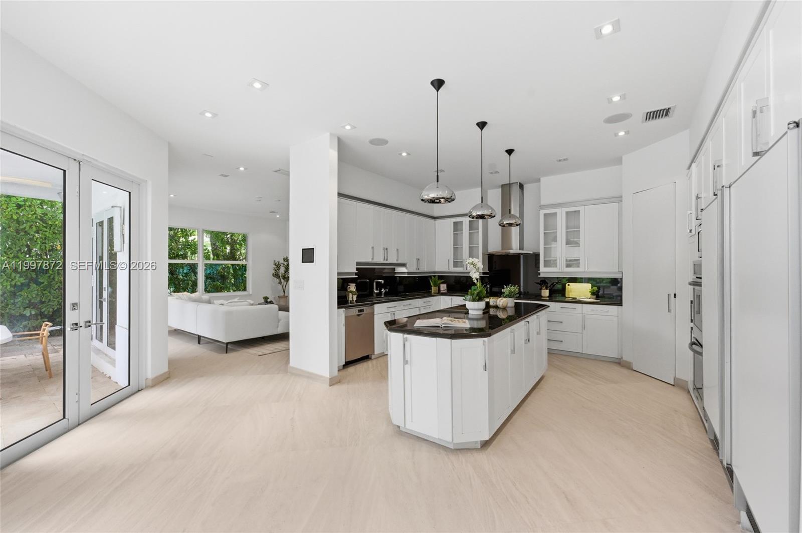 Country Club Estates - Residential