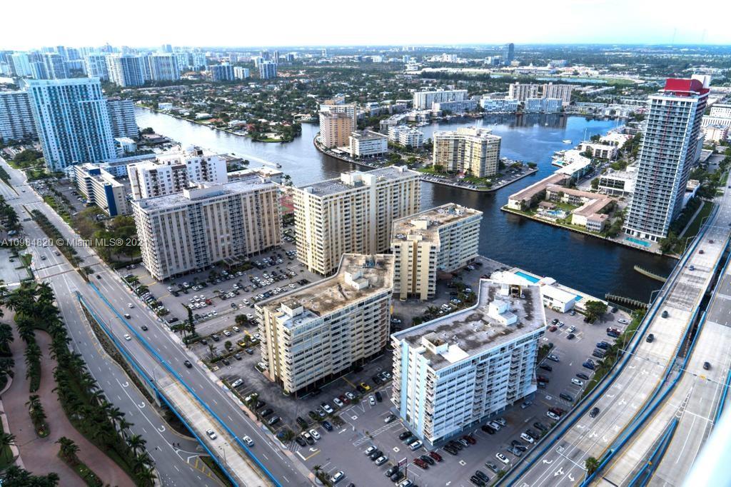 4111 SOUTH OCEAN DRIVE CO - Residential