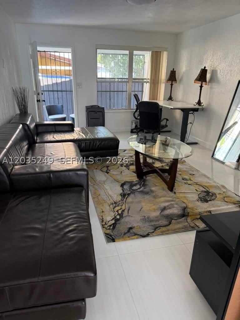 BILTMORE SUB - Residential Lease