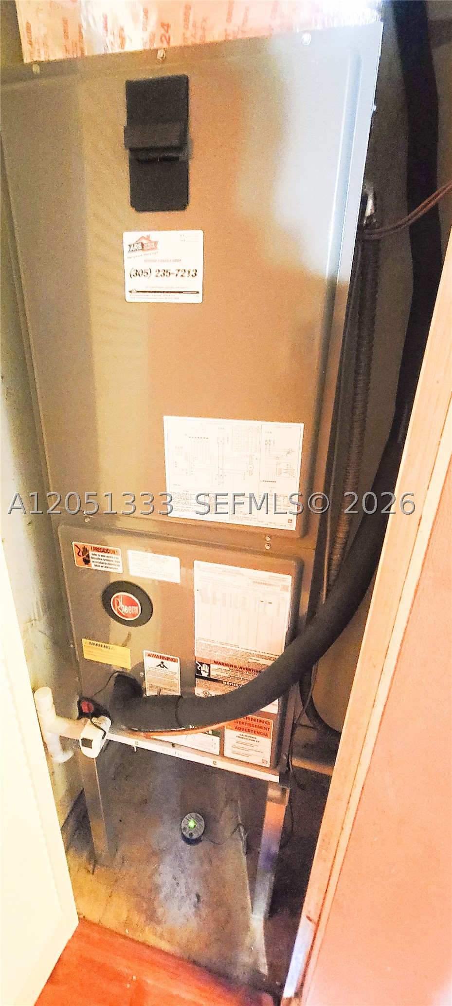 WOODLANDS TOWNHOUSE CONDO - Residential