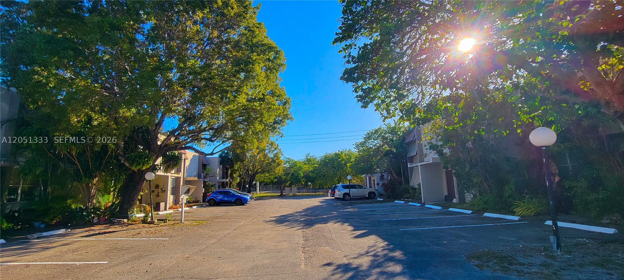 WOODLANDS TOWNHOUSE CONDO - Residential