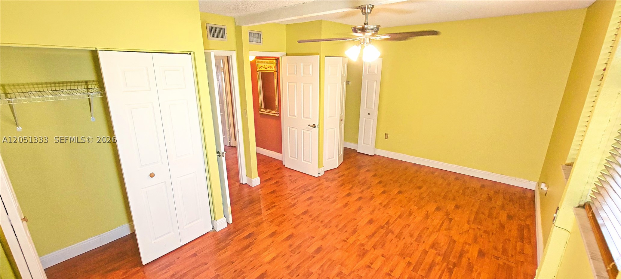 WOODLANDS TOWNHOUSE CONDO - Residential